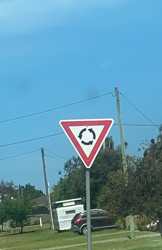 Backwards road sign in Drysdale for WTF