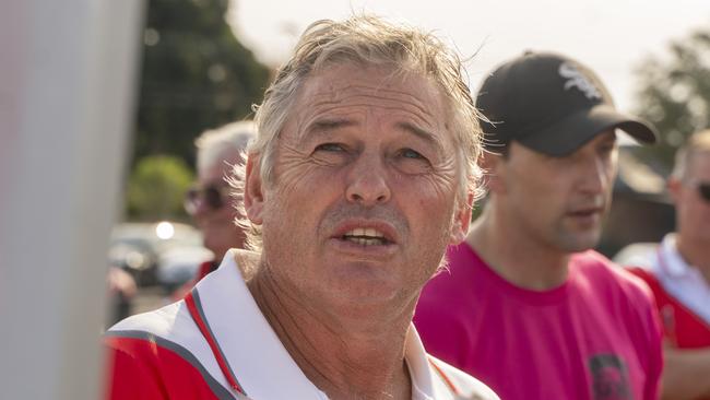 Brendon Moore coaching Mordialloc. Picture: Valeriu Campan