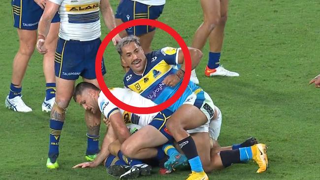 The NRL's captain's challenge controversy reared its head in the Parramatta vs Gold Coast game.