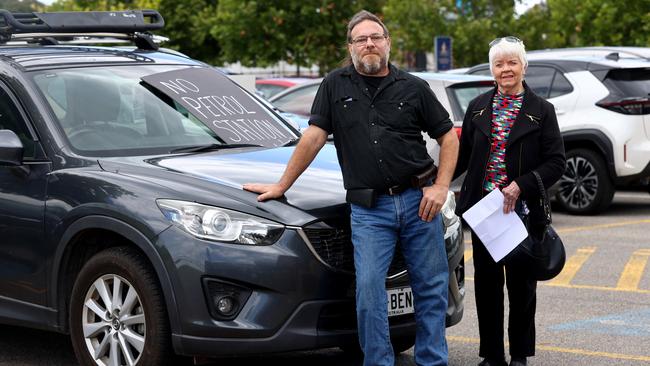 Sturt X Convenience opponents Mark Linn and Maggie Richards spoke against the project at the Marion Council assessment meeting. Picture Kelly Barnes