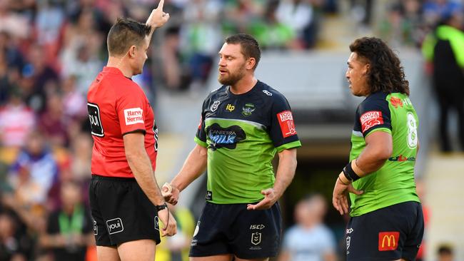 2021 NRL Round 10 - Canterbury-Bankstown Bulldogs v Canberra Raiders, Suncorp Stadium, 2021-05-15. Josh Papalii send off Digital image by Scott Davis Ã¯Â¿Â½ NRL Photos