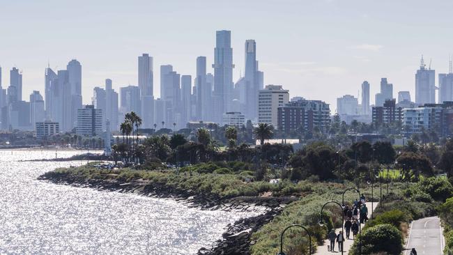 Weather. Melbourne on Sunny Sunday. CBD skyline from Point Ormond, Elwood beach.  Picture: Valeriu Campan