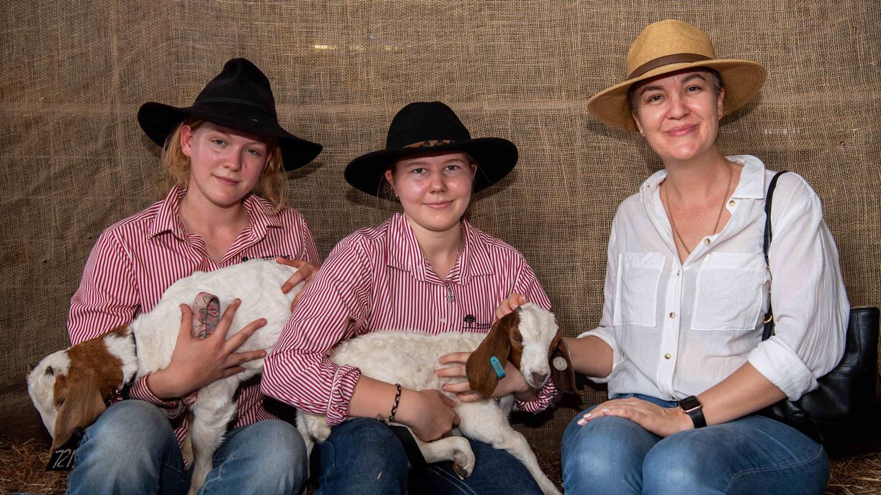 Taminmin Students and Rachael Mcdowall at the 2024 Royal Darwin Show. Picture: Pema Tamang Pakhrin