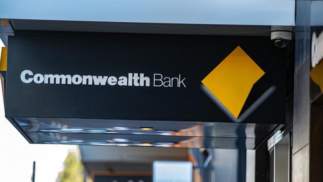 The Commonwealth Bank is closing its Diamond Creek branch.