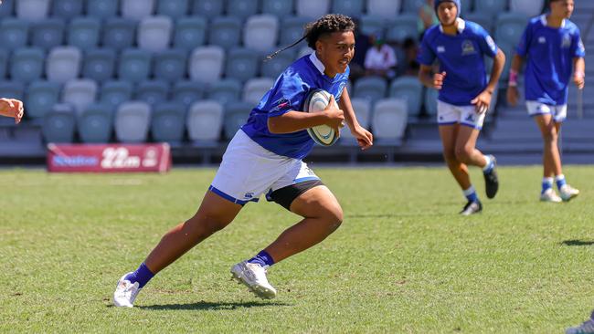 Buildcorp Emerging Reds Cup action from the day one match between Queensland Country Under-14s and Brisbane Junior Rugby Union Under-14s. Picture credit: QRU Media/ Erick Lucero.