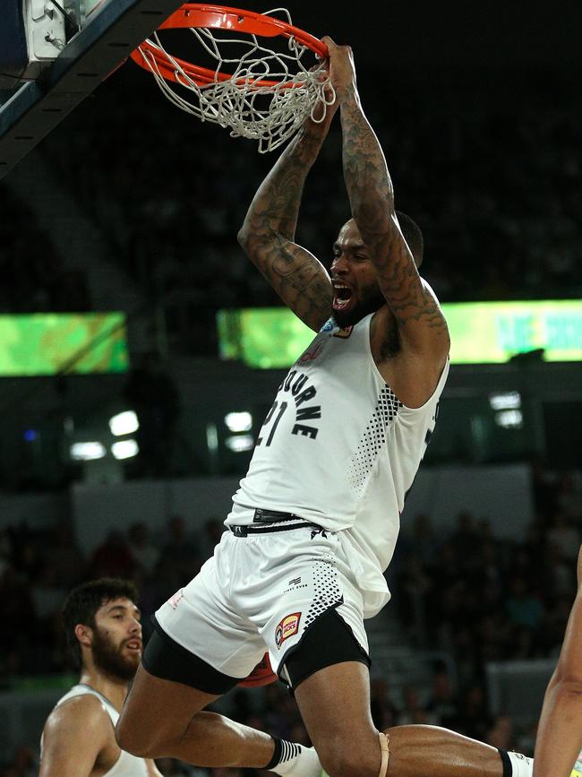 Shawn Long dunks.