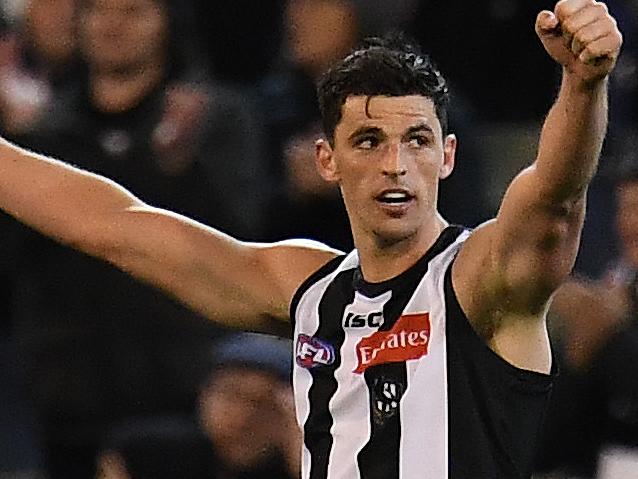 Scott Pendlebury of the Magpies reacts after the Second Semi Final between the Collingwood Magpies and the Greater Western Sydney (GWS) Giants in Week 2 of the AFL Finals Series at the MCG in Melbourne, Saturday, September 15, 2018. (AAP Image/Julian Smith) NO ARCHIVING, EDITORIAL USE ONLY