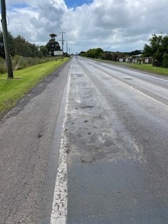 Potholes along the Princes Hwy in Port Fairy in November 2022. Picture: Alan Parker