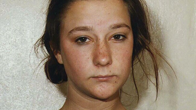 Joanne Ingham, who with her twin sister Sarah became an infamous stowaway in the 90s, was found dead this week in a New Zealand motel.