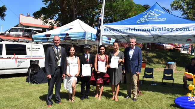 New Australian Citizens Afrel Newman, John Libiran, Rowena Innes and Jinapat Munro.