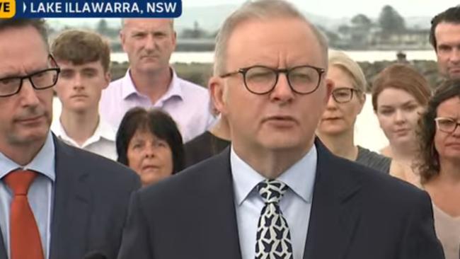 Anthony Albanese has been heckled by anti-wind farm during a visit to a Bluecope Steelworths centre in NSW’s south coast., The Prime Minister was greeting supporters when a passer began yelling at him. Picture: ABC,