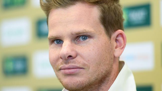 Steve Smith ihad to apologise to the Aussie players for his Shield indiscretion.