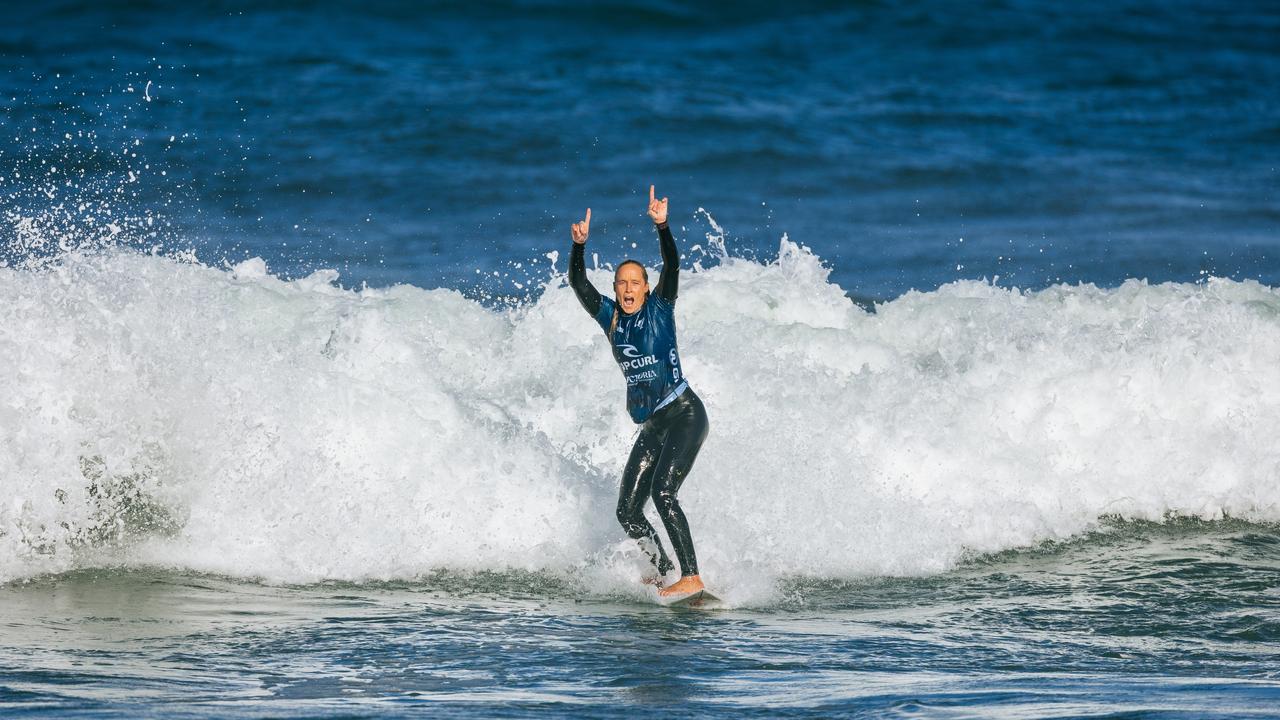 Isabella Nichols riding back in to victory. Picture: Ed Sloane/World Surf League