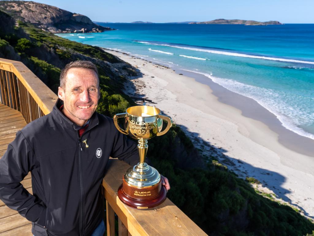 Damien Oliver with the Lexus Melbourne Cup in Esperance, WA, as part of the 2024 tour. Picture: Jay Town