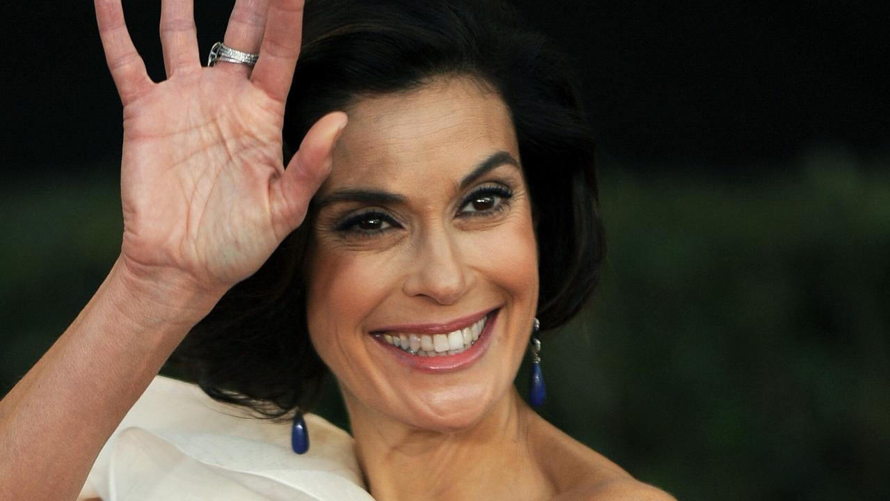 Teri Hatcher, 55, shares jaw-dropping unfiltered bikini photo news.au — Australias leading news site picture