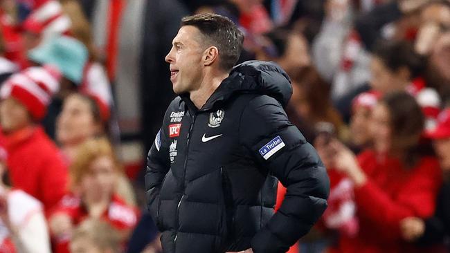 SYDNEY, AUSTRALIA - AUGUST 09: Craig McRae, Senior Coach of the Magpies looks dejected after a loss during the 2024 AFL Round 22 match between the Sydney Swans and the Collingwood Magpies at The Sydney Cricket Ground on August 09, 2024 in Sydney, Australia. (Photo by Michael Willson/AFL Photos via Getty Images)