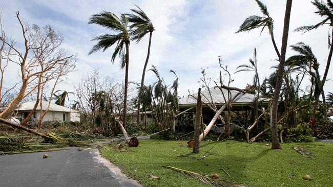 Damage on Lizard Island caused by Cyclone Ita.