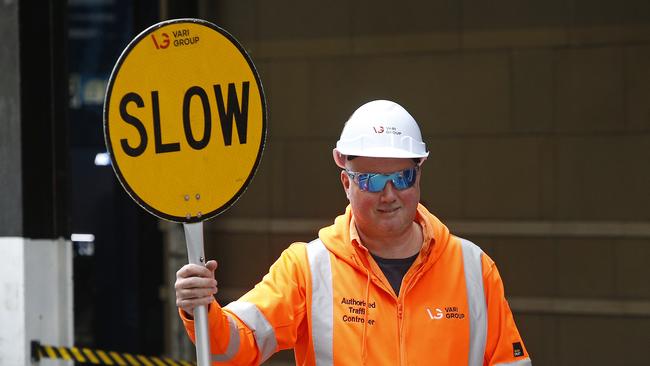 SYDNEY, AUSTRALIA - NewsWire Photos OCTOBER 16 , 2024: Generic Photos of Workers at Work. Traffic controller. Picture: NewsWire / John Appleyard