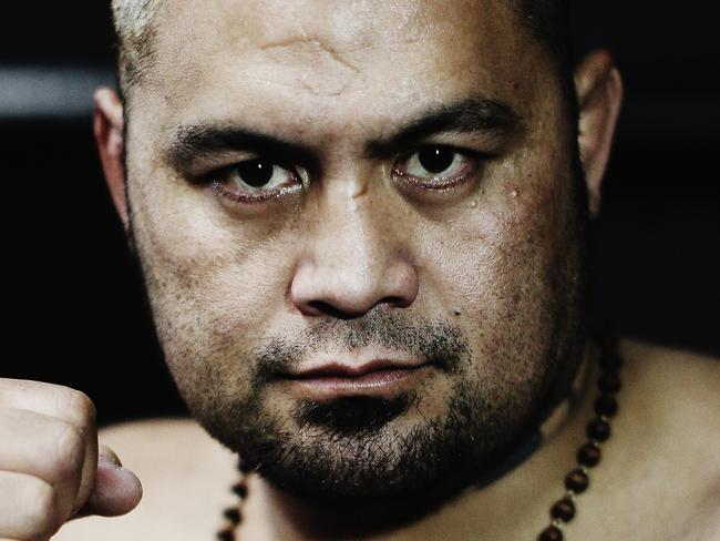 AUCKLAND, NEW ZEALAND - SEPTEMBER 03: (EDITORS NOTE: This image has been desaturated.) Mark Hunt poses during the UFC Fight Night media session at SKY TV Gym on September 3, 2014 in Auckland, New Zealand. (Photo by Hannah Peters/Getty Images)