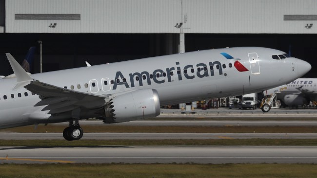 Cayla Farris, 29, was ordered to fork out $US38,952 after she allegedly threatened crew and passengers on an American Airlines flight from Phoenix to Honolulu in September. Picture: Getty