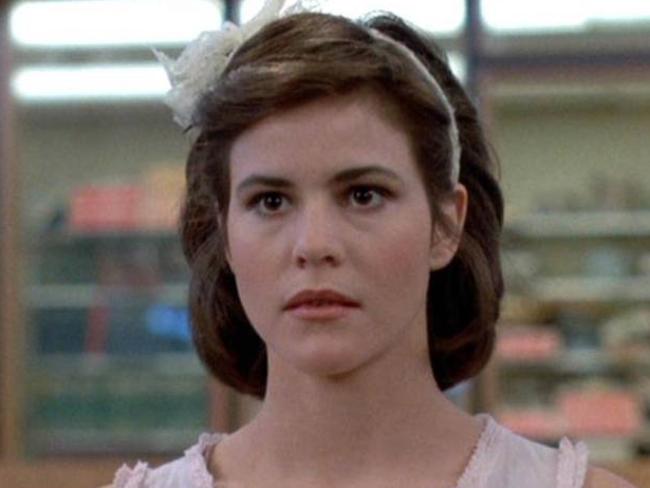 Ally Sheedy all glammed up in the famous ‘makeover scene’.