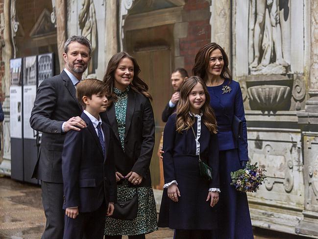 Crown Princess Mary of Denmark together with Crown Prince Frederik and the twins, Prince Vincent and Princess Josephine and their older sister, Princess Isabella. Picture: Getty Images)