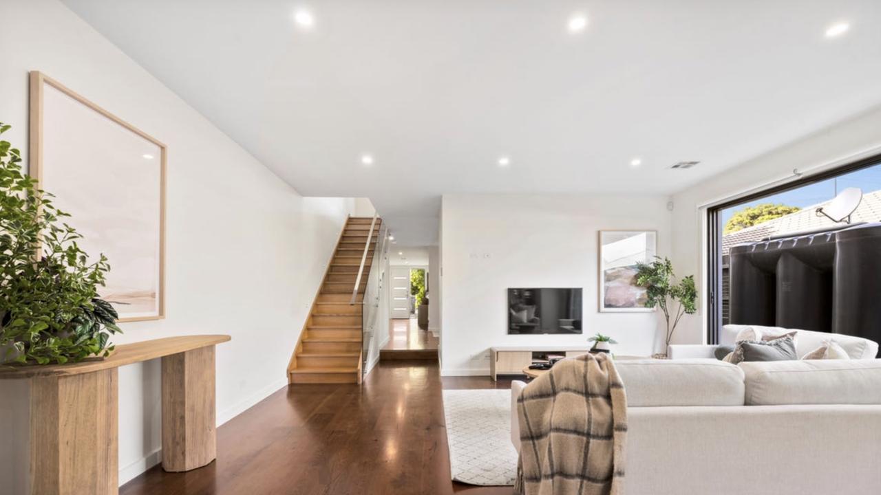 With three living zones across 30sq m, the home delivers room to relax, entertain or work.