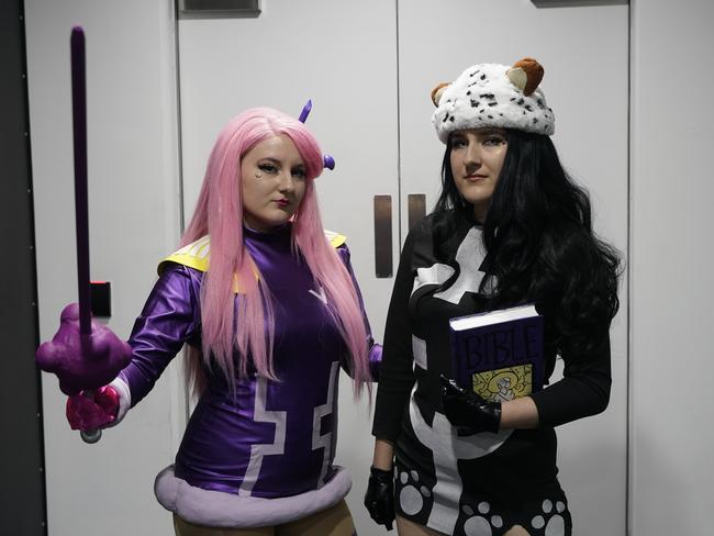 OZ Comic-Con Gallery. OZ comic at Melbourne Exhibition and Convention Centre. Becky and Maddy . Picture: Valeriu Campan
