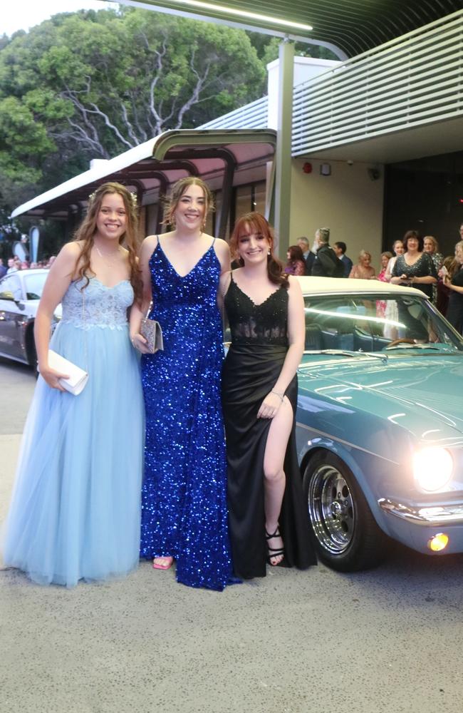 St John's College year 12 students arrive in style for their 2023 formal.