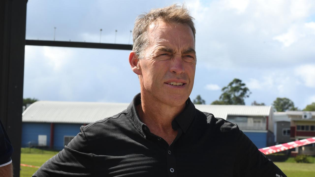 Alastair Clarkson, entraîneur de premier ministre Hawthorn, quatre fois, North Melbourne Kangaroos, GWS Giants, coaching, offre d’emploi, opportunité, retour, décision, avenir