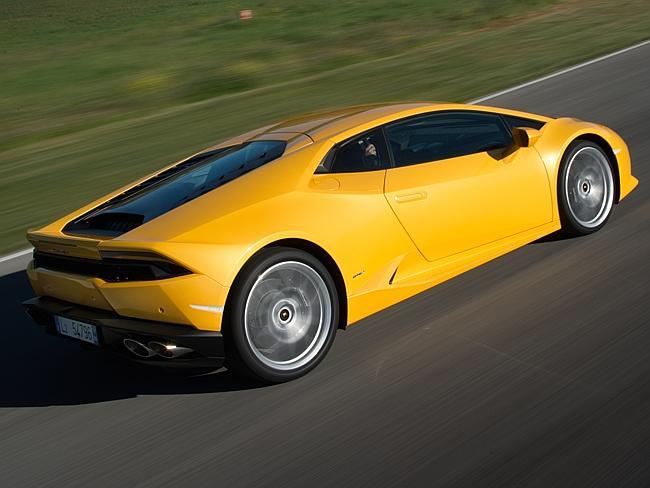 Super fast ... the Lamborghini Huracan.