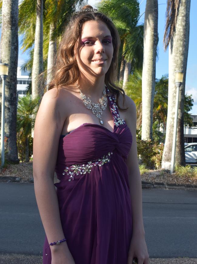 Savannah Slatter at the Sarina State High School formal at the MECC, Mackay, on Thursday November 19. Picture: Zizi Averill