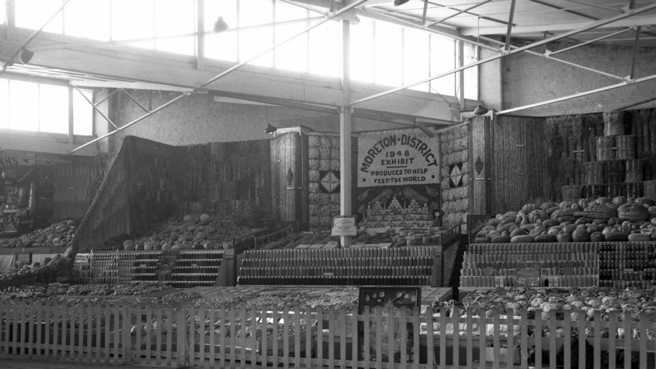 Part of the Fruit and Vegies from the Moreton District display, 1948.