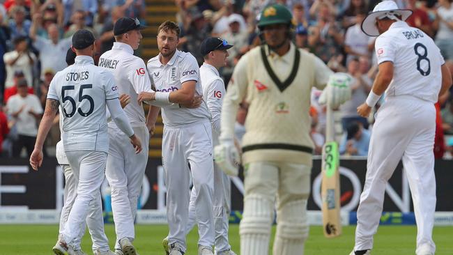 England's Ollie Robinson gave Usman Khawaja a send-off. Picture: Geoff Caddick / AFP