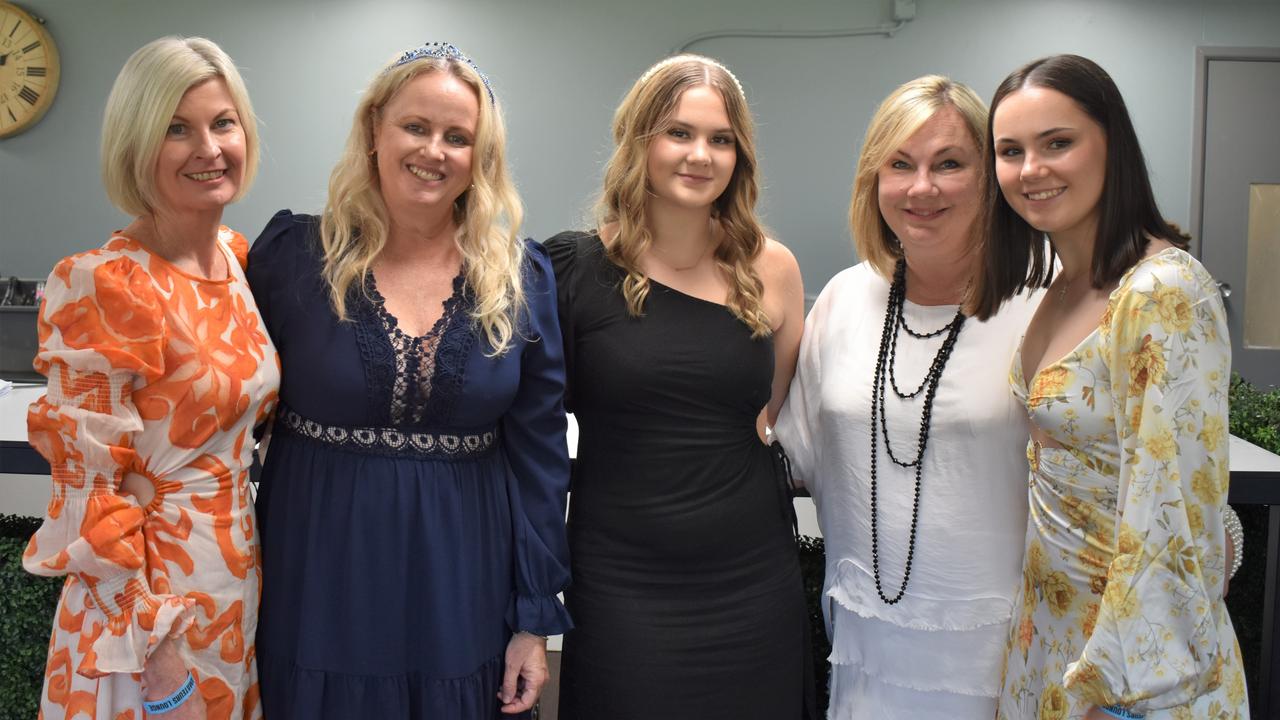 Vicki Parker, Liv Rothery, Karen Jacques, Frances Barry and Georgie Barry at the 2023 Rockhampton Girls Grammar 21st Race Day.