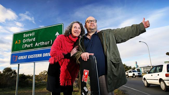 Frente's Angie Hart and Simon Austin. Picture: Sam Rosewarne