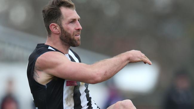 Travis Cloke is unlikely to remain at Collingwood next season. Picture: David Crosling