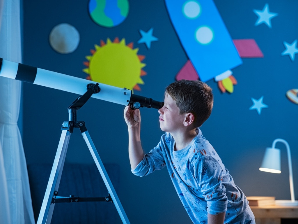 Telescope store for students