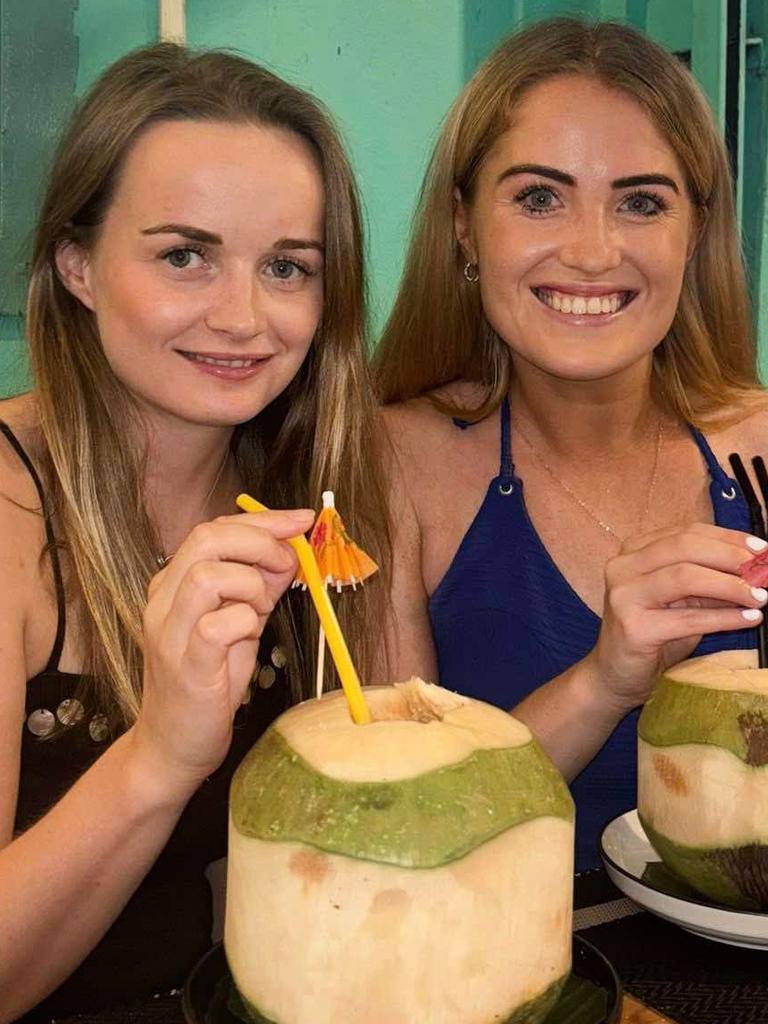 Bethany Clarke (left) with Simone White