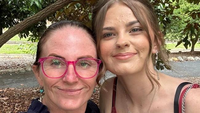 Pheobe Bishop with her mum, Kylie Johnson.