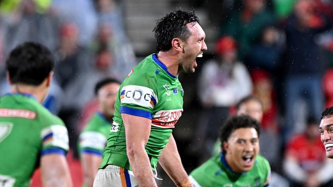 Monday Buzz: Dally M for No.1 competitor in the NRL goes to…