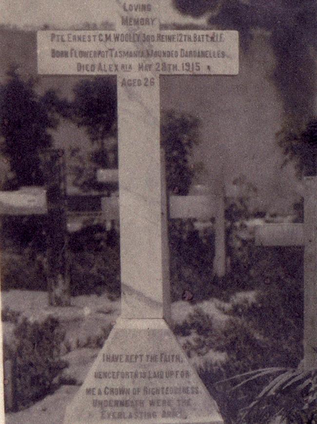 The grave of World War I soldier Ernest Charles Mawley Woolley in Alexandria, Egypt