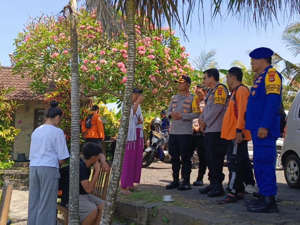 The search is set to continue on Friday morning. Picture: Indonesian Police