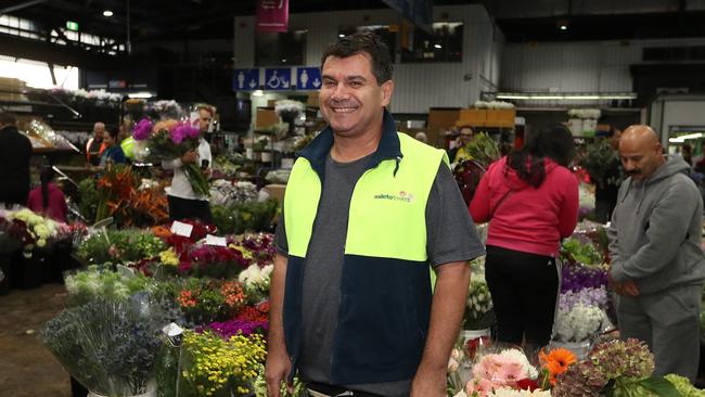 Flower seller Rick Mileto hauled Bill Shorten up on negative gearing. Picture: Kym Smith.