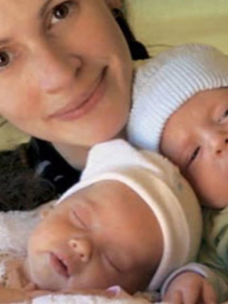 Julia Roberts Celebrates Twins Hazel And Finns 18th Birthday With Rare Photo Nt News 9466