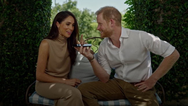 Meghan Markle and Prince Harry surprise appearance