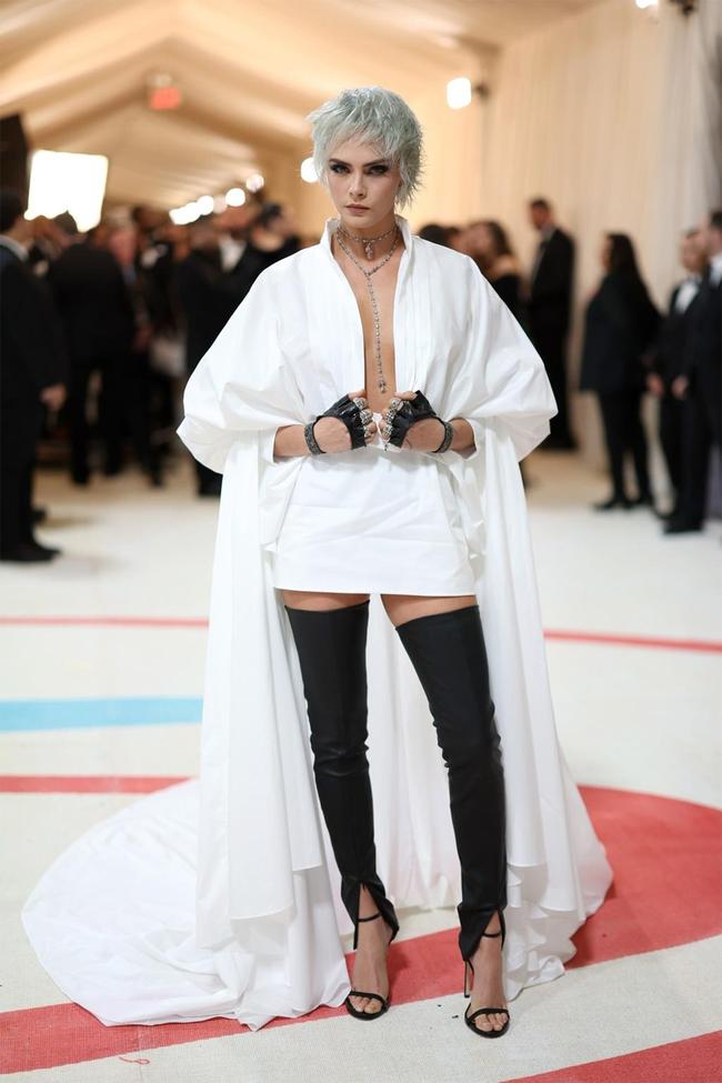 Cara Delevingne attends the 2023 Met Gala.