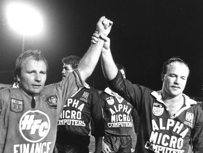 Queensland’s Wally Lewis (R) congratulates NSW’s Peter Sterling after one of the more bizarre Origins ever played.... Pic: Peter Kurnik.