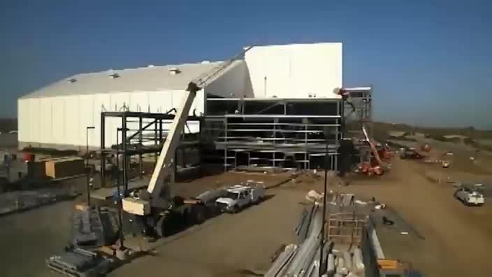 Time-lapse of Qantas LAX Hangar getting built