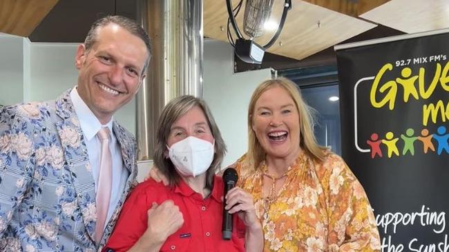 Mark Darin (left) and Caroline Hutchinson (right) with local businesswoman Jane Ferrari. Picture: Instagram / Mark Darin